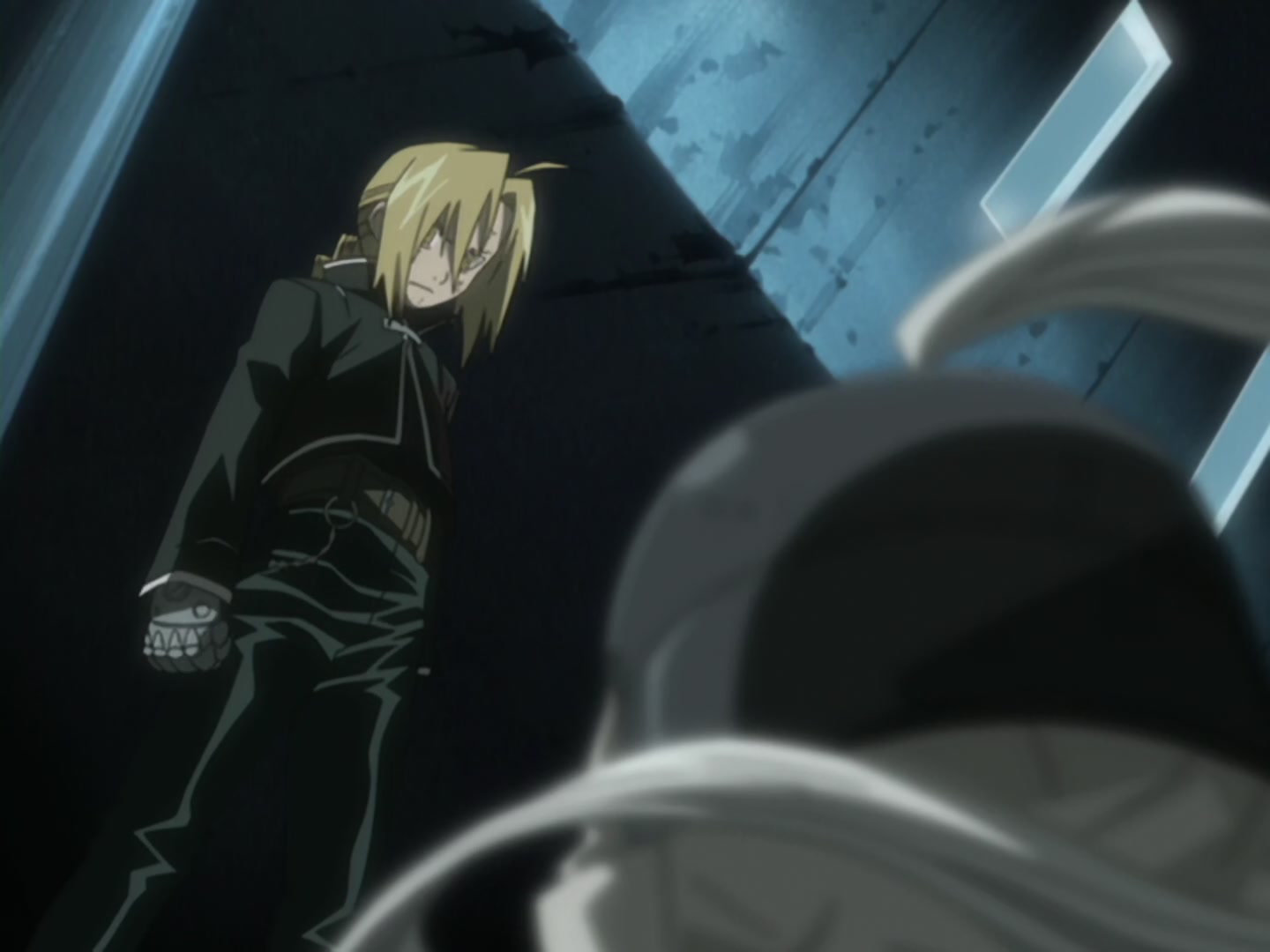 Fullmetal Alchemist Ep 21: The Red Glow @ 07:08