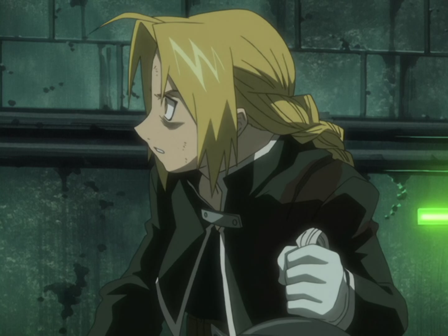 Fullmetal Alchemist Ep 21: The Red Glow @ 12:57