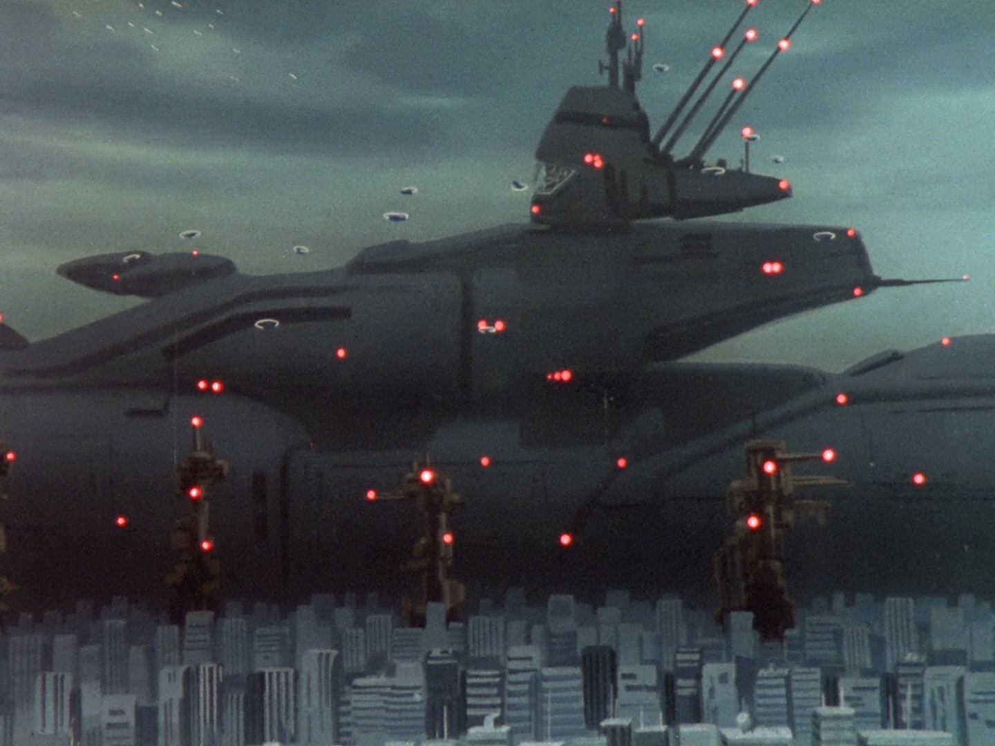 Super Dimension Fortress Macross — Ep 1: Booby Trap @ 04:21