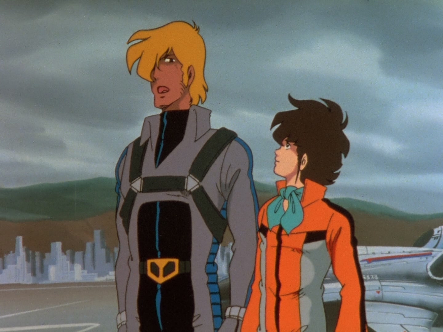 Super Dimension Fortress Macross — Ep 1: Booby Trap @ 09:09